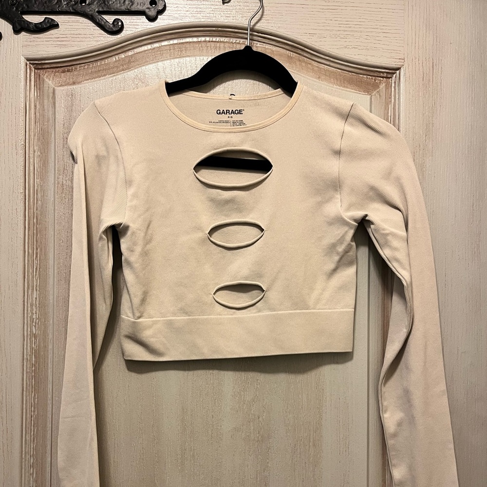 Garage Beige Cut-Out Crop Top